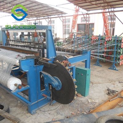 จีน 0.4-2.5mm Output Crimped Wire Mesh Machine สําหรับสายเหล็กดัดเหล็ก / PVC ที่เคลือบเหล็กดัดเหล็ก ผู้ผลิต